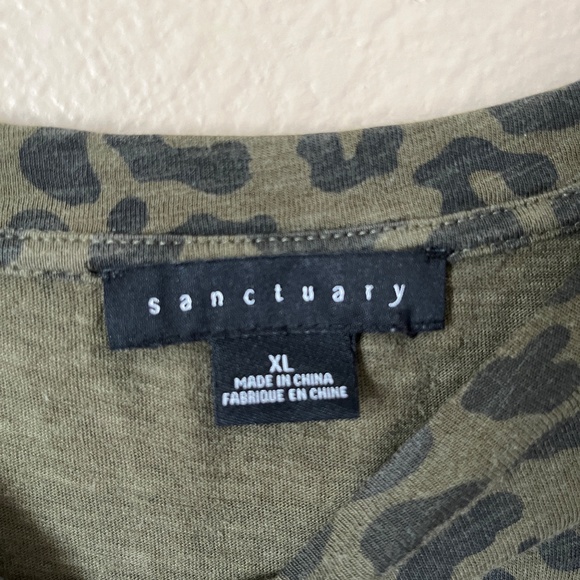 Sanctuary Green and Black Cheetah Print Short Sleeve Crew Neck Tee Shirt - Picture 4 of 9